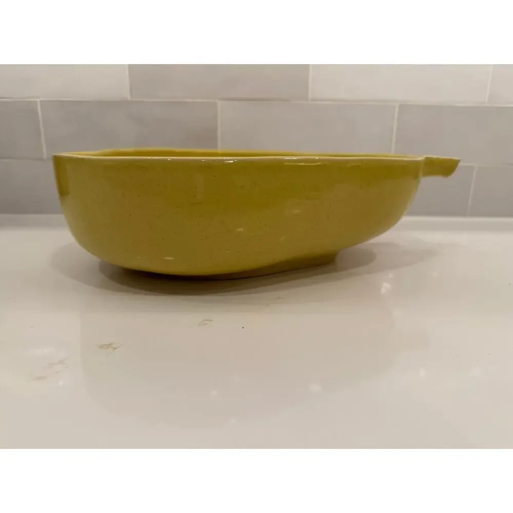 Vintage Pfaltzgraff Yellow Speckled Pear-Shaped Serving Bowl‎